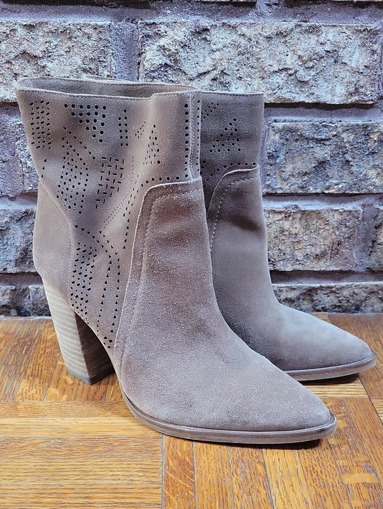 Vince Camuto Shoes - Vince Camuto Catheryna Taupe Suede  Ankle Boots Size 6 Boho Pointed Toe
